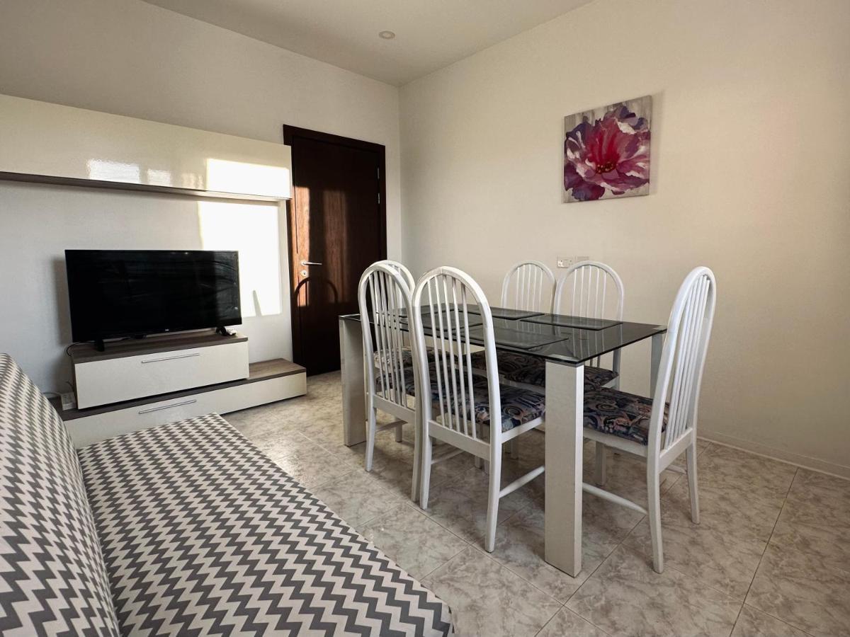Sea La Vie Apartment